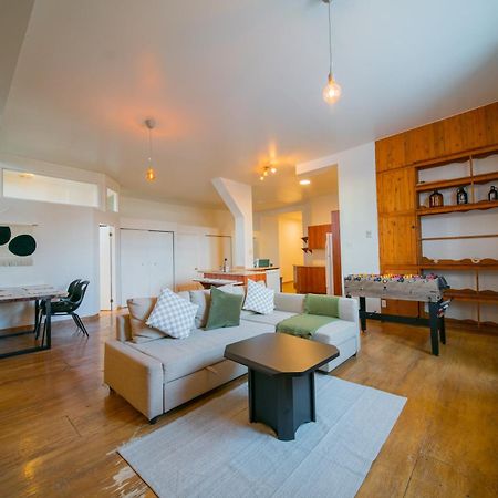 Апартаменты Le Loft Charlotte 2 Квебек Экстерьер фото
