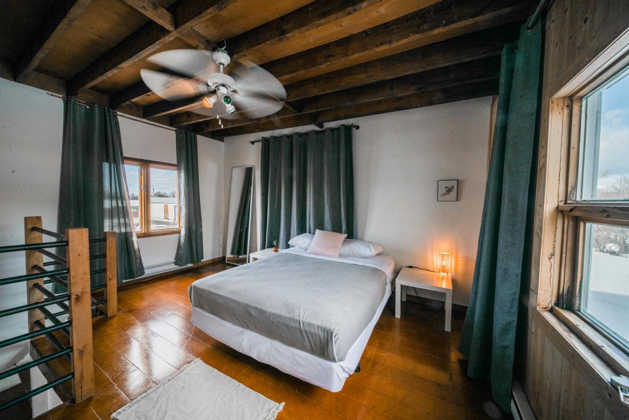 Апартаменты Le Loft Charlotte 2 Квебек Экстерьер фото